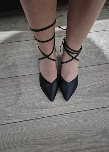 Siyah Stiletto Topuklu Ayakkabı - Görsel 2