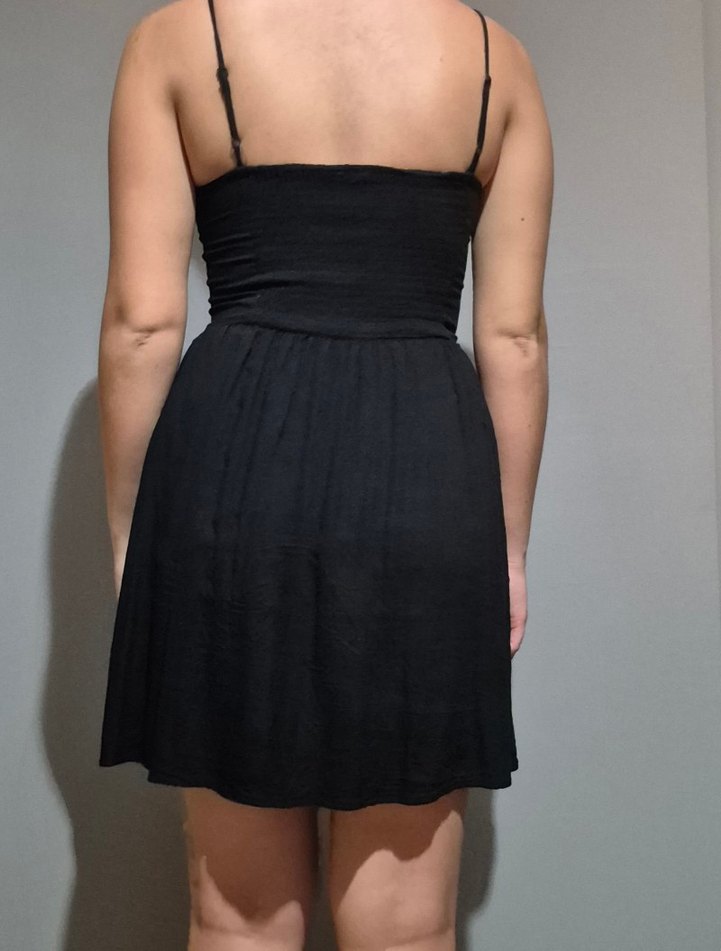 Siyah İnce Askılı Elbise - Görsel 3