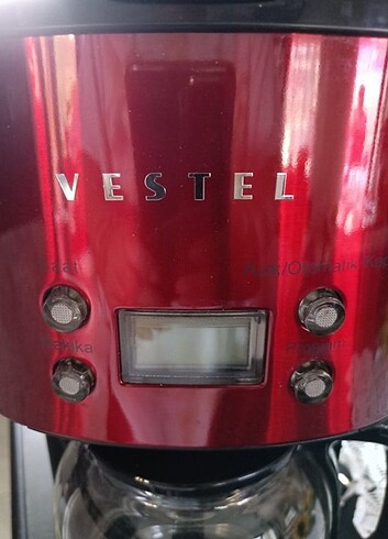 Vestel retro kırmızı filtre kahve makinası.