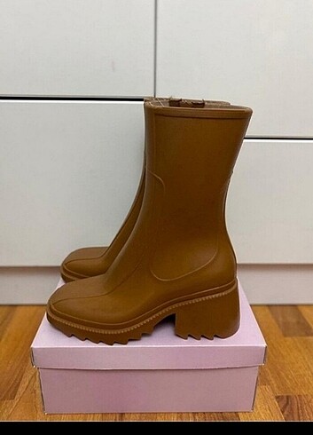 39 Beden camel Renk Sıfır Yağmur botu