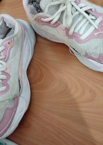 36 Beden Puma Pembe Bağcıklı Kadın Spor Ayakkabı