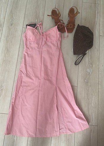 Pembe Uzun Yırtmaclı Elbise - Görsel 3