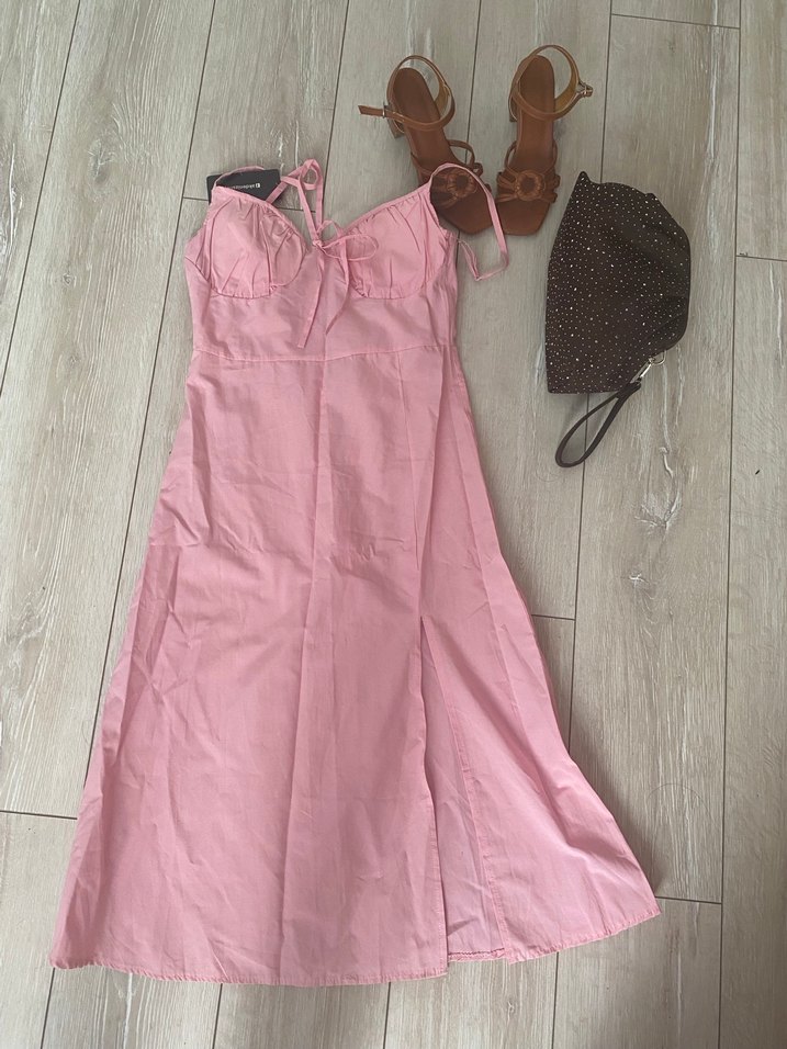 Pembe Uzun Yırtmaclı Elbise - Görsel 3