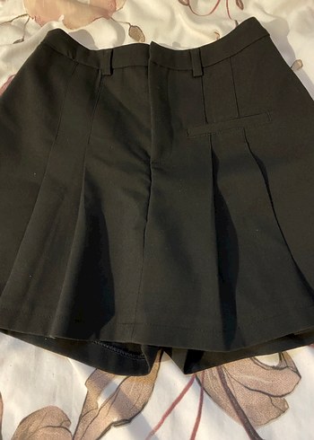 m Beden Siyah Pilili Mini Etek