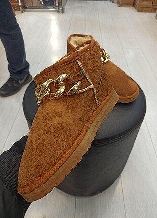 #ugg #kışlık #kadın #uggbot 
