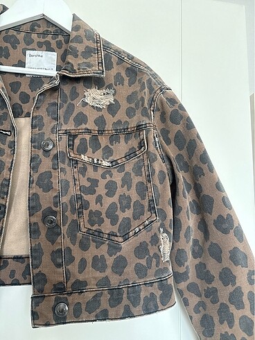 Bershka Leopar crop kot ceket