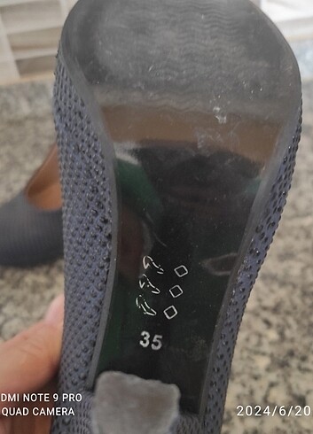 35 Beden Topuklu ayakkabı