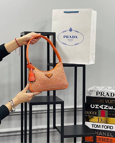 Prada Prada ışıltılı