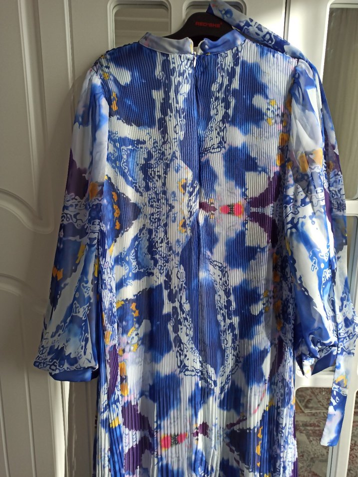 Mavi Piliseli Uzun Elbise - Görsel 4