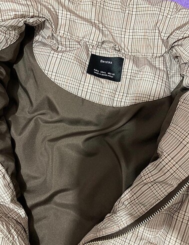 l Beden Bershka Mont