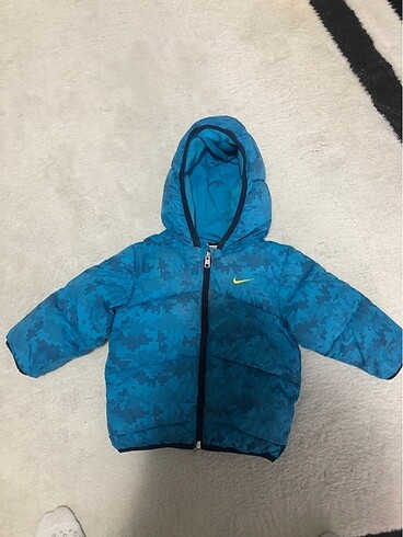 Nike mavi mont