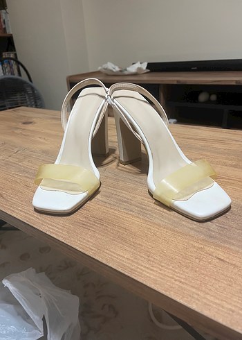 39 Beden Beyaz Stiletto Topuklu Kadın Abiye Ayakkabı