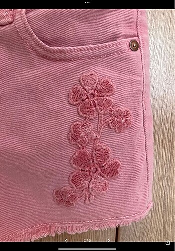 H&M H&M 6-7 yaş pembe kot şort