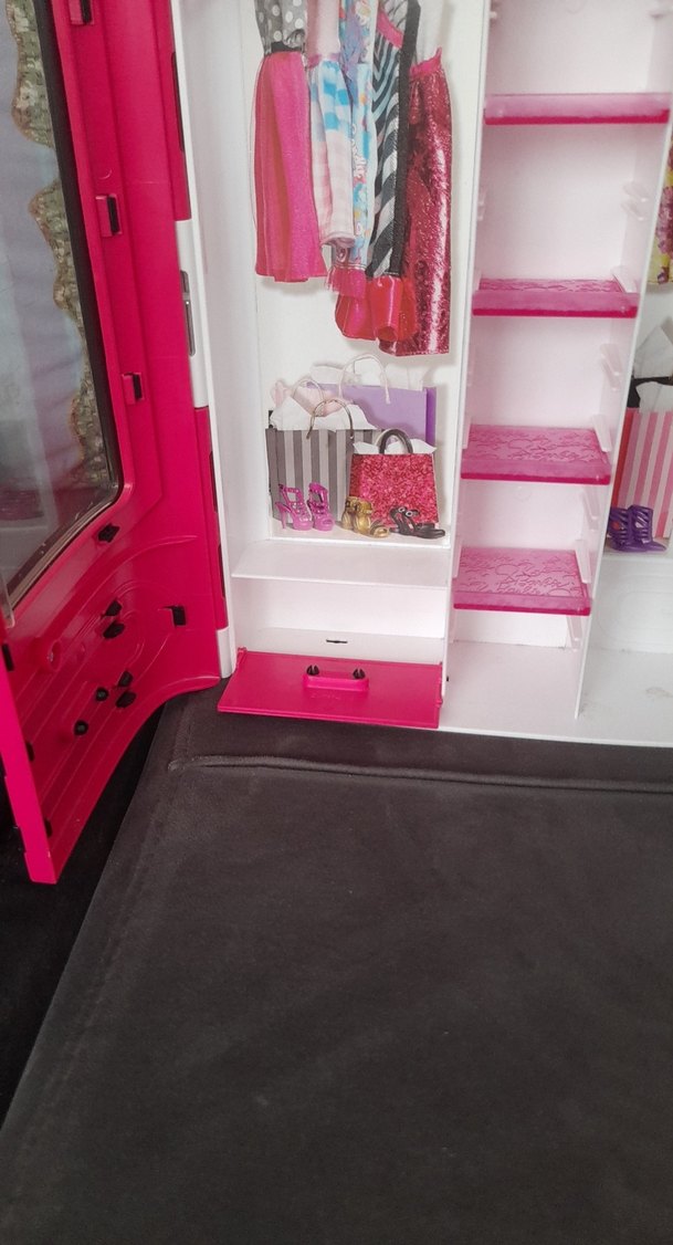 Barbie Pembe Oyuncak Dolap Seti - Görsel 5