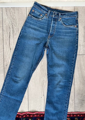 Levis Kadin Mavi Midi Denim Jean