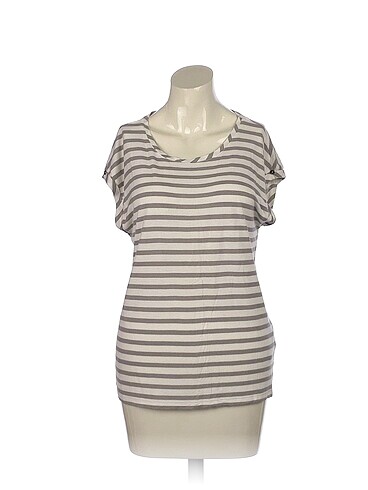 Esprit T-shirt %70 İndirimli.