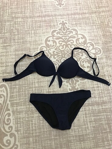 Lacivert bikini