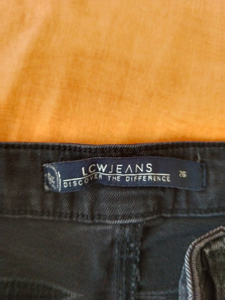 Siyah Kadın Mini Denim Şort - Görsel 3