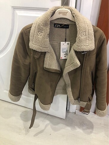 Zara mont