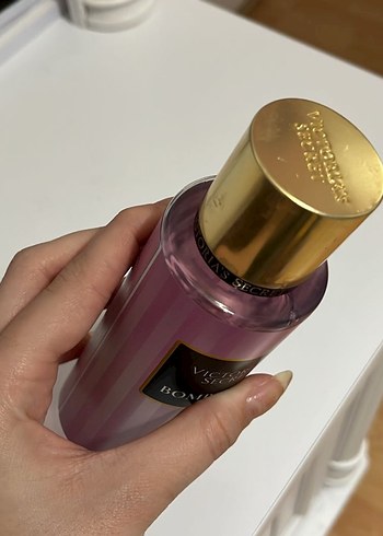 Victoria's Secret Bombshell Kadın Parfümü 250 ml - Görsel 3