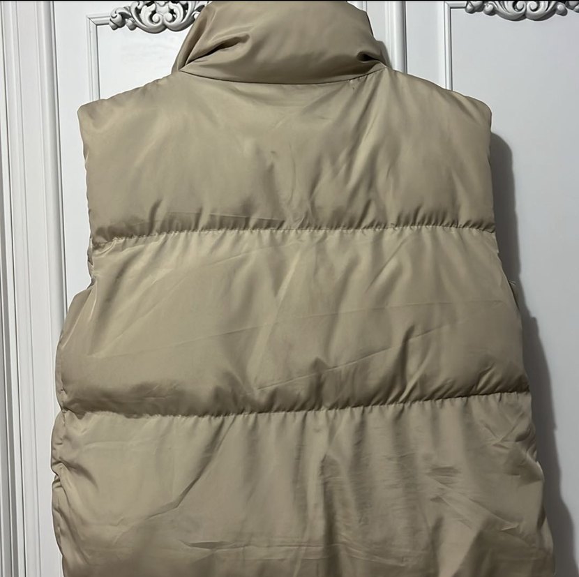 Bej Düğmeli Kadın Şişme Yelek - Görsel 3