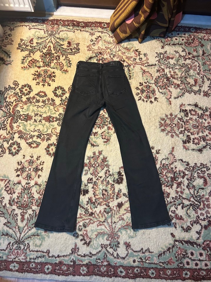 Şık Siyah Denim Jean Pantolon — görsel 4/5