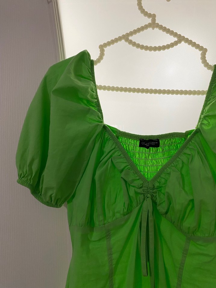 Yeşil V Yaka Mini Kolları Balon Elbise - Görsel 3