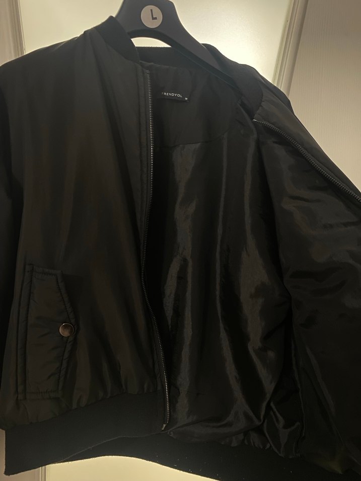 Siyah Fermuarlı Kadın Ceket - Görsel 5