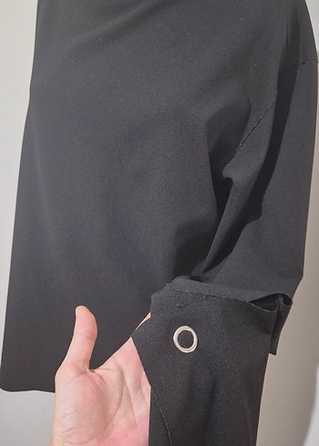 Zara Siyah Yüksek Yakalı Kadın Bluz