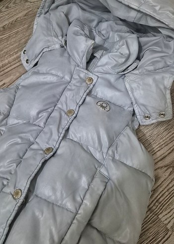 Kız Çocuk Gri Kapüşonlu Düğmeli Yelek - Görsel 2