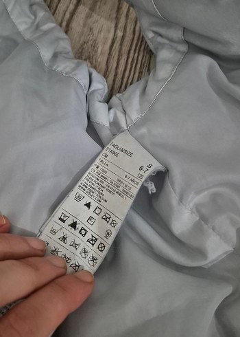 Kız Çocuk Gri Kapüşonlu Düğmeli Yelek - Görsel 5