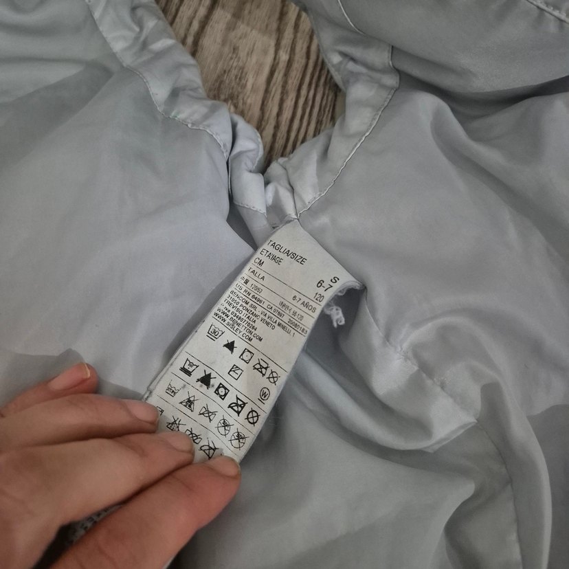 Kız Çocuk Gri Kapüşonlu Düğmeli Yelek - Görsel 5