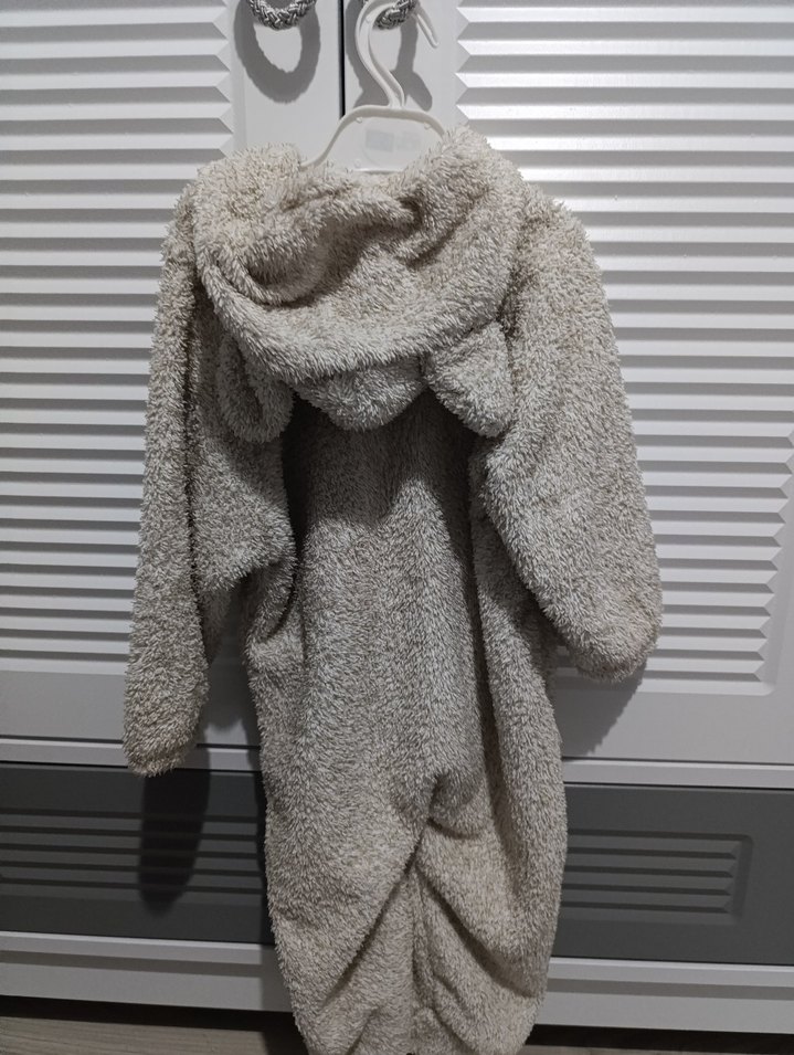 Gri Peluş ayaklı Bebek Tulumu - Görsel 4