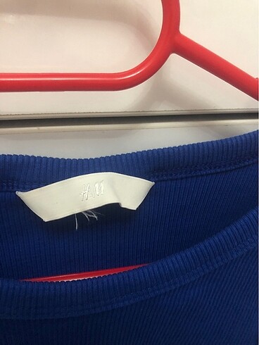 H&M Mavi crop