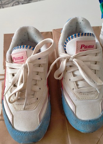 30 Beden beyaz Renk Kız çocuk Puma ayakkabı
