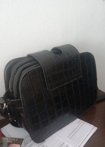 Krokodil Desenli Siyah Deri Kadın Çanta