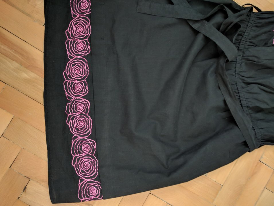 Pembe Nakışlı kısa Elbise - Görsel 3