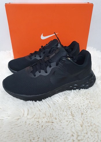 nike revolution - Görsel 3