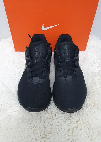 nike revolution - Görsel 2