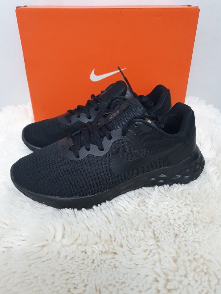 nike revolution - Görsel 3