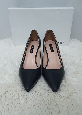 Nine West Siyah Kadın Topuklu Ayakkabı - Görsel 2