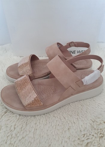 39 Beden NINE WEST Bej Süet Dolgu Topuklu Sandalet