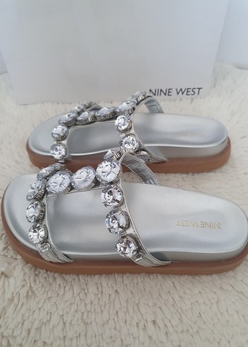 NINE WEST Gri Taşlı Dolgu Topuklu Kadın Terlik