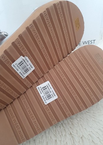 37 Beden gri Renk NINE WEST Gri Taşlı Dolgu Topuklu Kadın Terlik