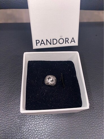 Pandora Orijinal pardora charm