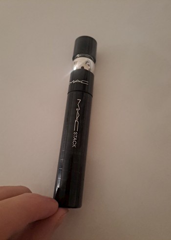 MAC Stack Siyah Maskara - Görsel 3