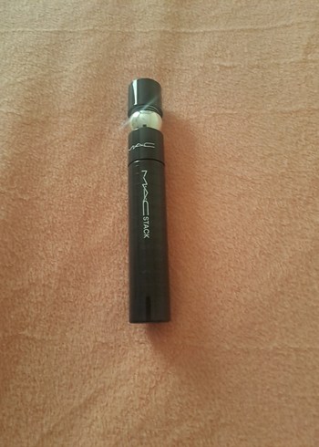MAC Stack Siyah Maskara - Görsel 2