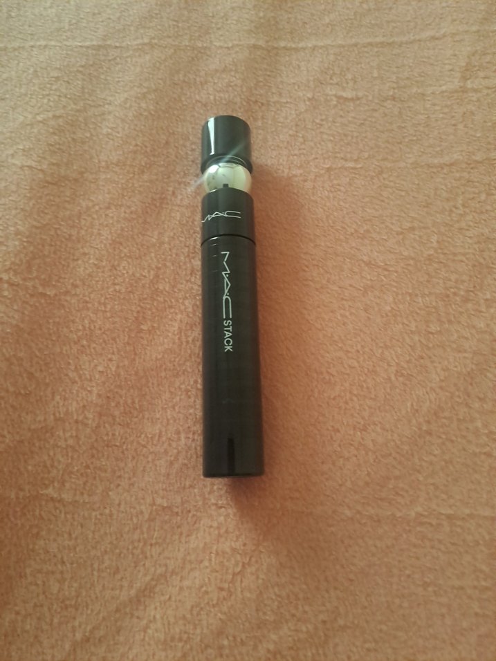 MAC Stack Siyah Maskara - Görsel 2