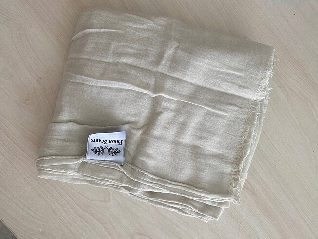 Freshscarfs pamuk vual kırık beyaz