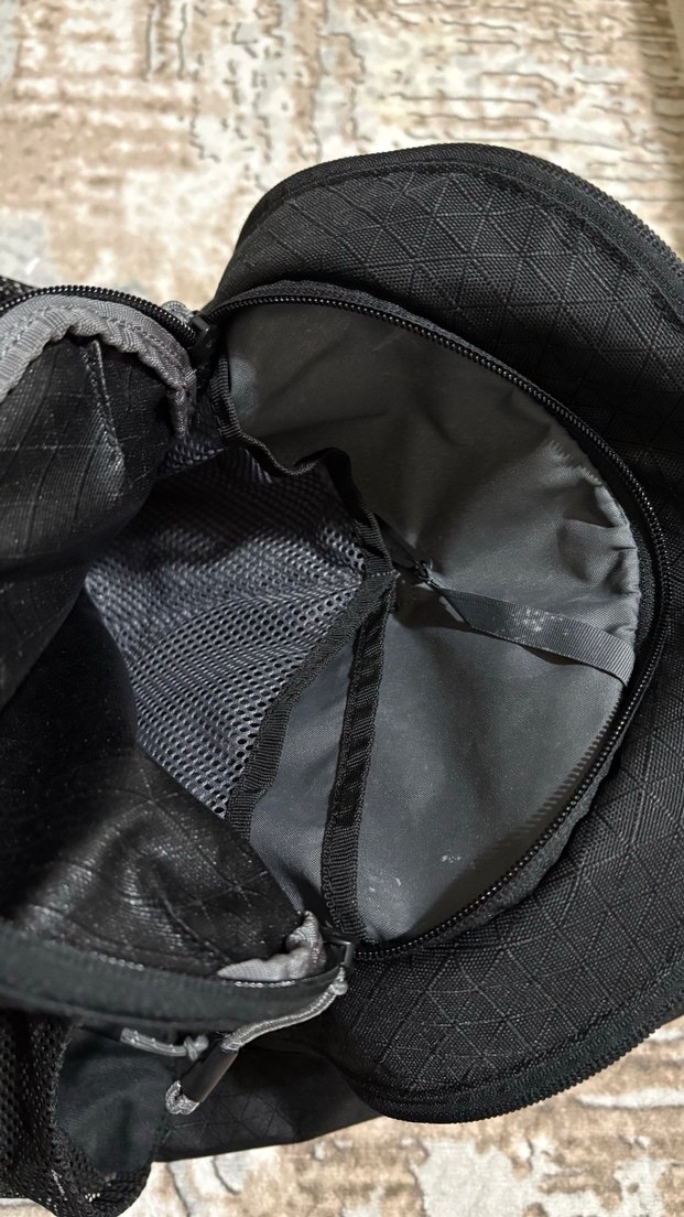 Columbia Siyah Fermuarlı Sırt Çantası - Görsel 3